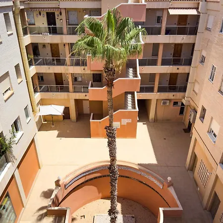Apartment Beachfront Primera Linea 1-11 *