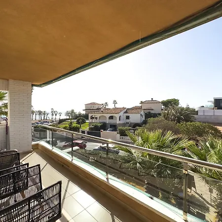 Beachfront Primera Linea 1-11 Apartment *