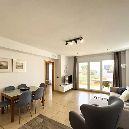 Apartment Beachfront Primera Linea 1-11 *
