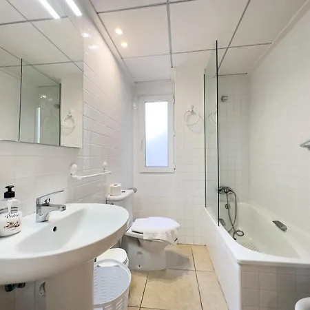 Apartment Beachfront Primera Linea 1-11 *