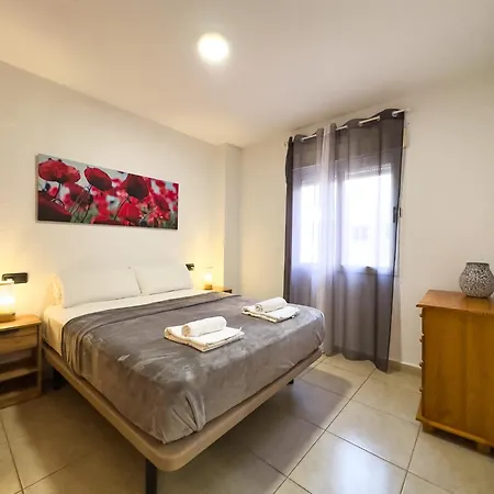 Beachfront Primera Linea 1-11 *